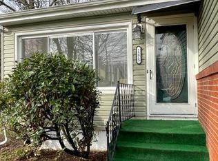 1275 Lower Ferry Rd, Ewing, NJ 08618