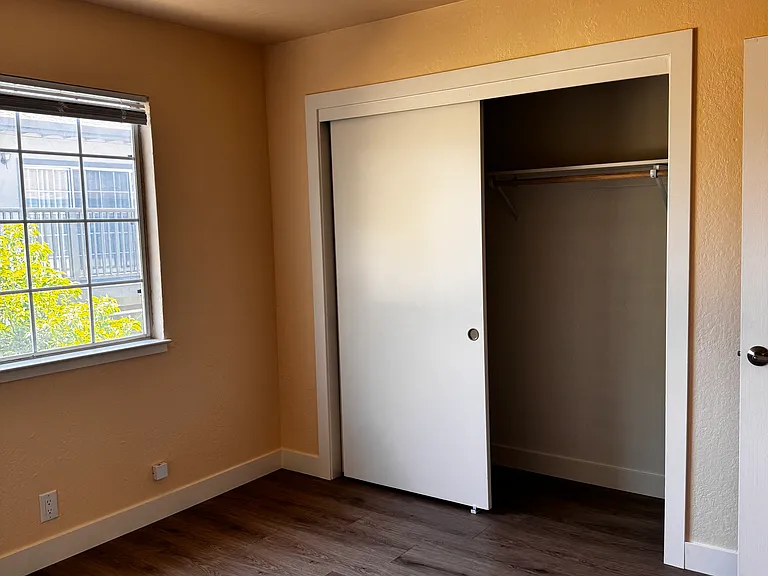 235 Arana Dr #D — Photo 13