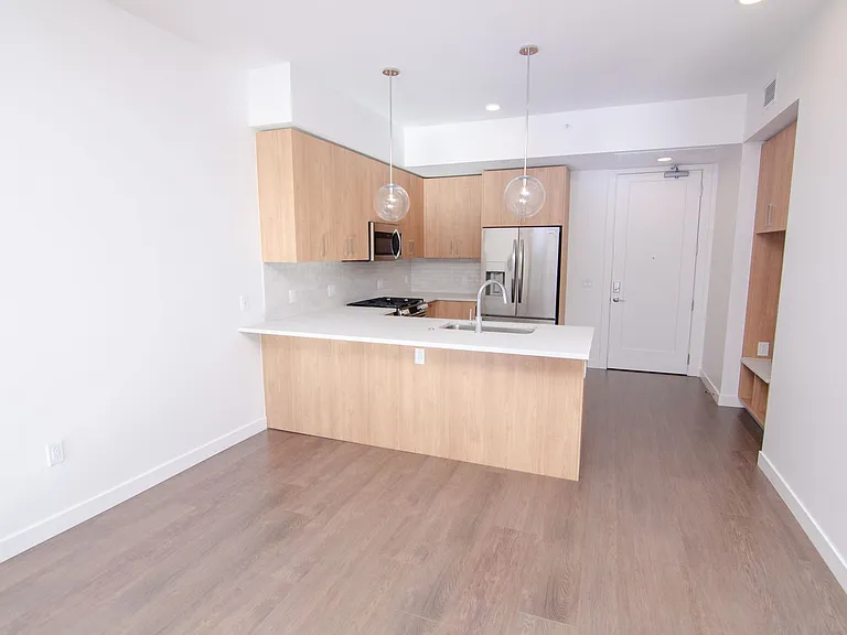 1212 Demonbreun St #910 — Photo 4