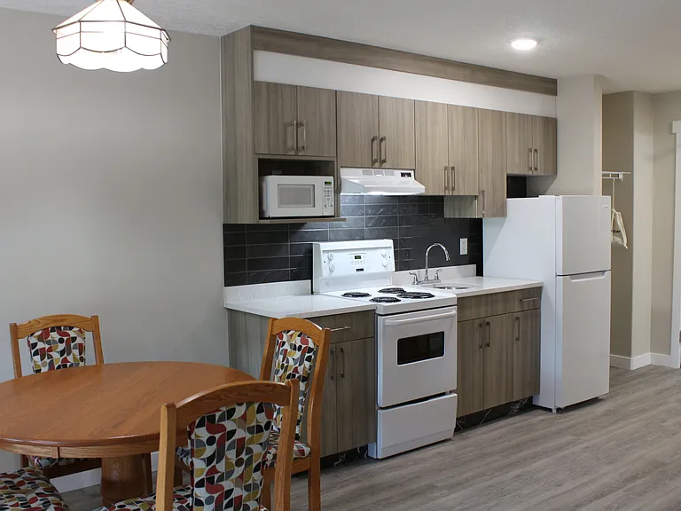 7712 Sparrow Dr — Photo 9