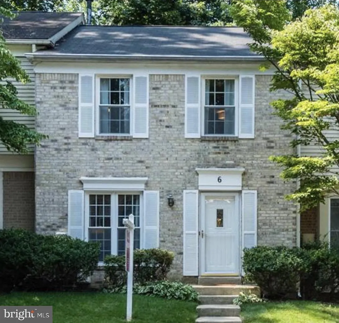3 bed, 3.0 bath, 1615 sqft, $2,750 — Photo 1