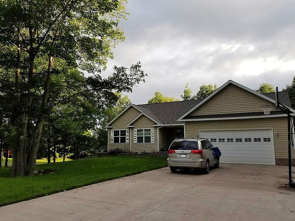 1st image of 2105 Country Ln