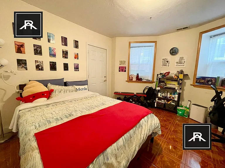 193 Winthrop Rd #1 — Photo 20