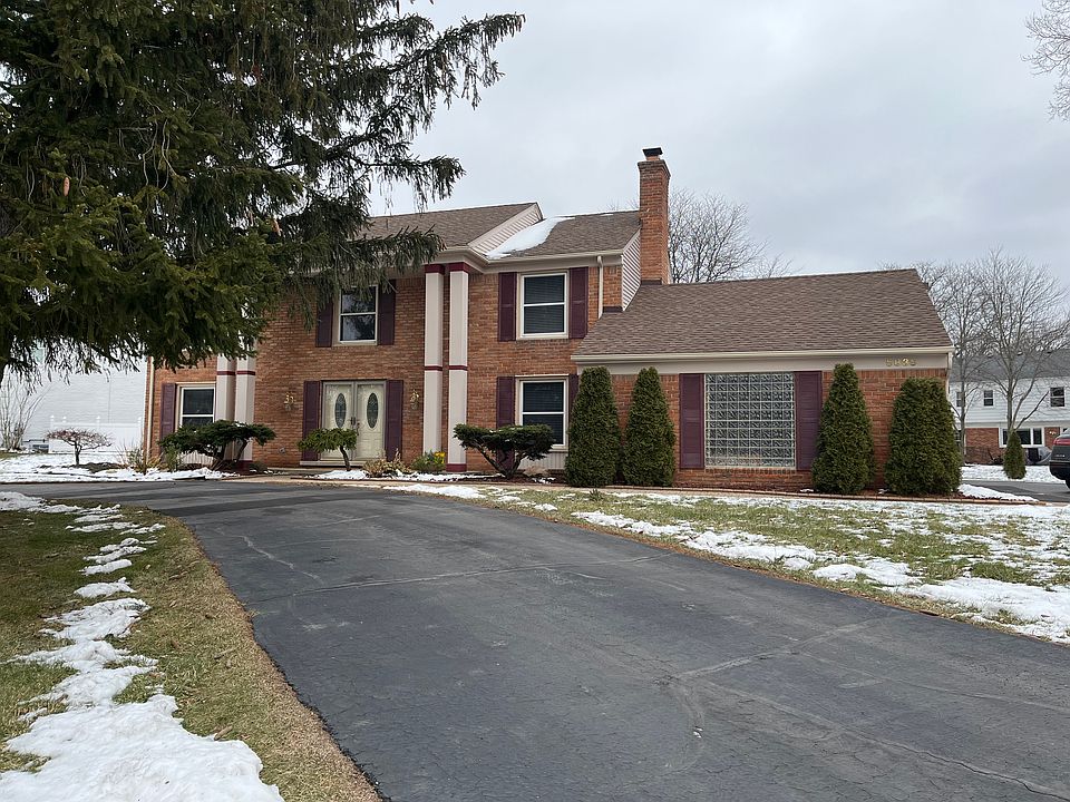 1st image of 5835 Pinecroft Dr