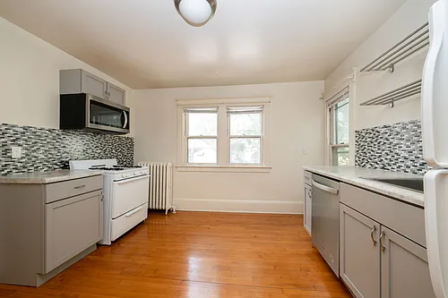 2531 Polk St NE #2 Photo 1
