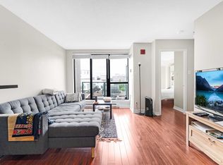 508 Murray St #1, Ottawa, ON K1N 5N2