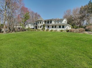 51 Hickory Ln, Closter, NJ