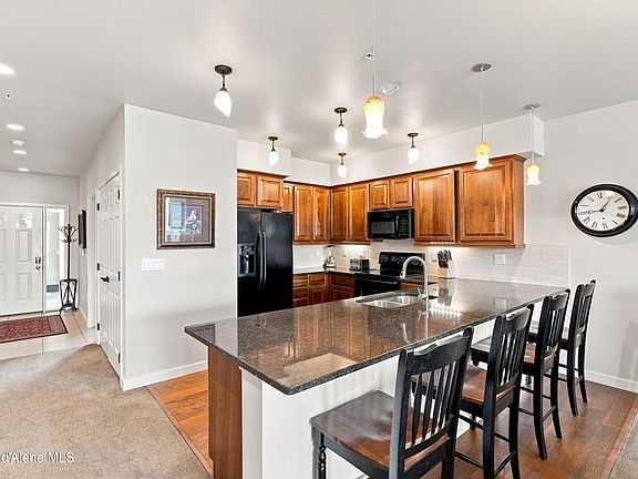4th image of 415 W Waterside Dr APT 403