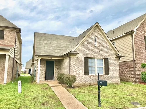 7902 Rushmeade Cir N Photo 1