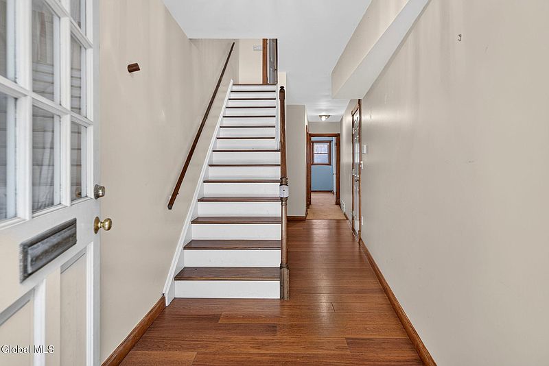 5th image of 99 Chestnut Street