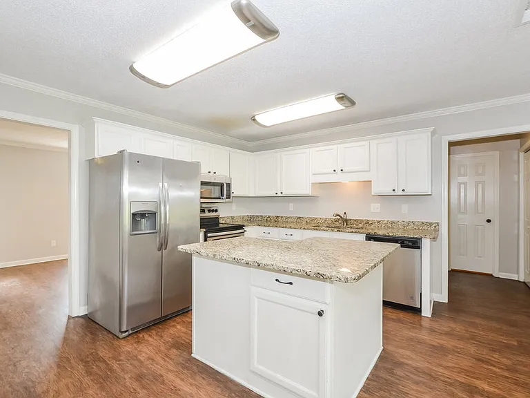 6331 Fairway Hill Cv — Photo 10