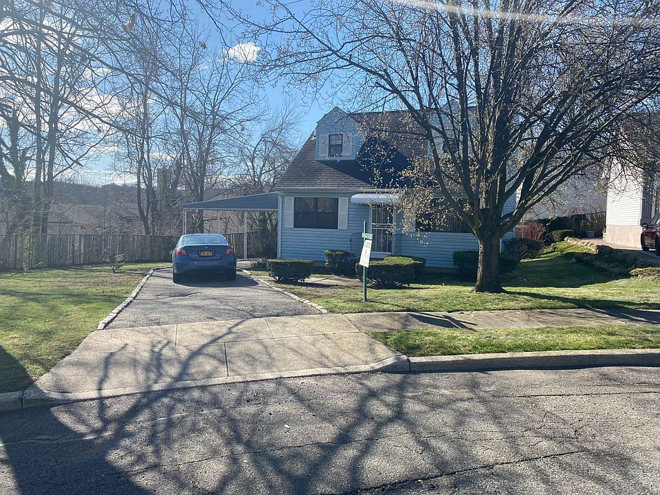 1st image of 11 S Cherrybrook Pl