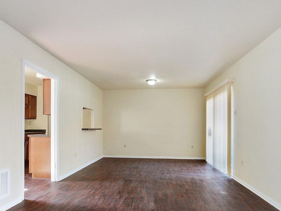 1st image of 3334 Kabel Dr