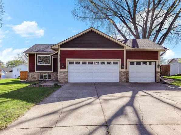 20828 Iran Ave, Lakeville, MN 55044