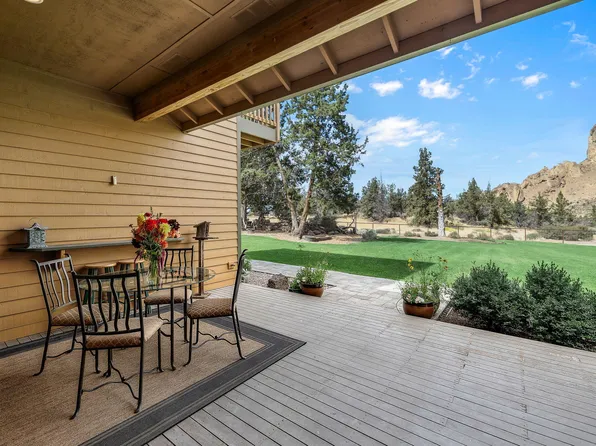 3885 NE Xenolith St, Terrebonne, OR 97760