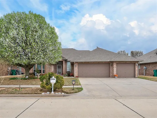 7220 Green Meadow Ln, Oklahoma City, OK 73132