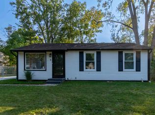 9 Blain Ct, Ann Arbor, MI 48108