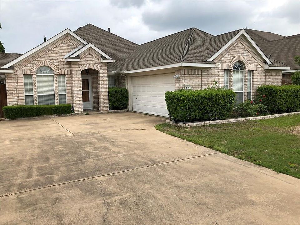 1st image of 516 Teresa Ln