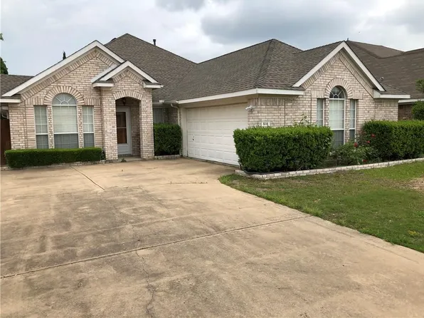 516 Teresa Ln, Grand Prairie, TX 75052