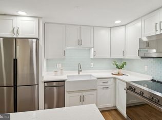 7680 Tremayne Pl APT 312, Mc Lean, VA
