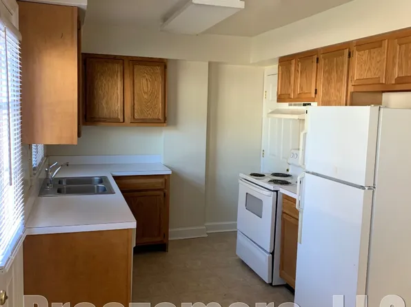 100 E Grandview Ave, Culpeper, VA 22701