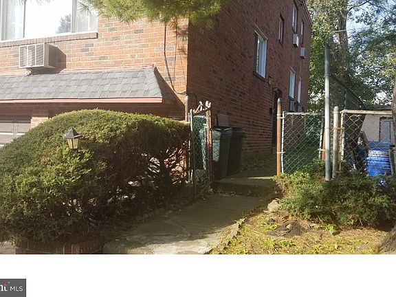 2nd image of 6518 N Camac St