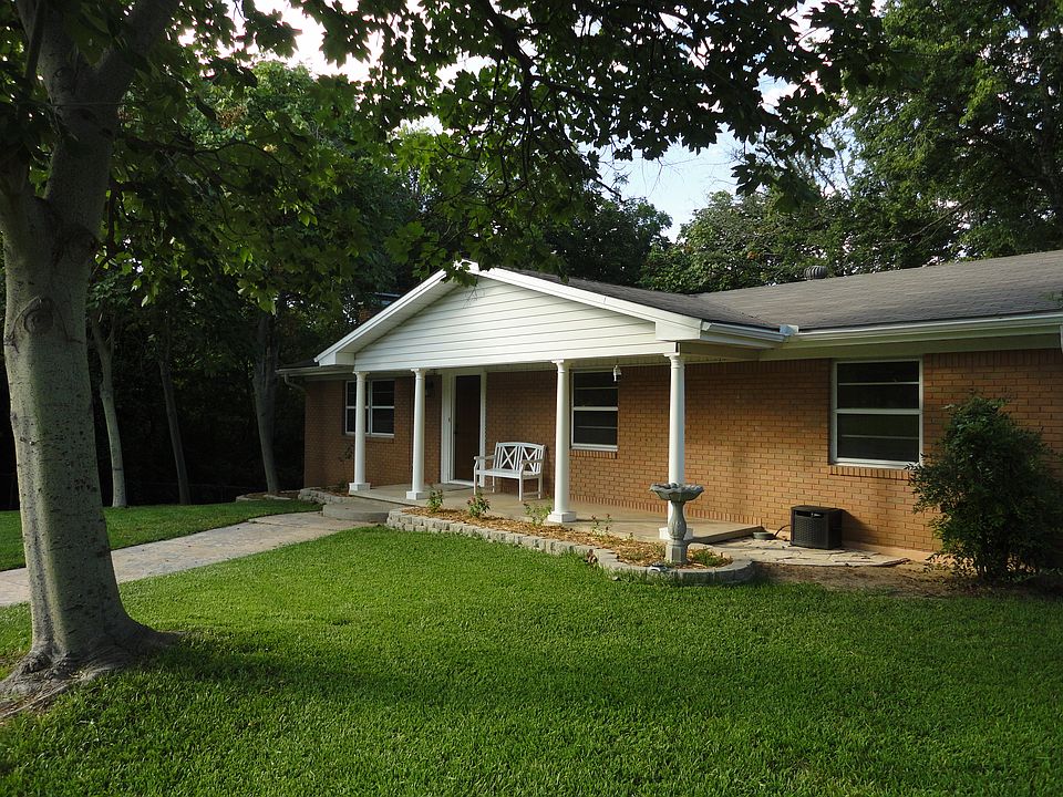 433 Wayne Dr. Woodway, Texas