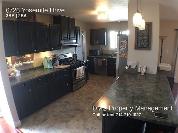 3rd image of 6726 Yosemite Dr
