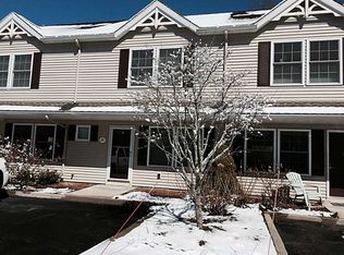 20 Fountain Dr, Westerly, RI 02891