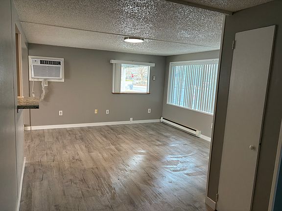5th image of 404 Rossell Ave