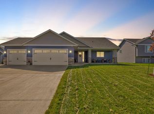 2514 Hulett Ave, Faribault, MN 55021