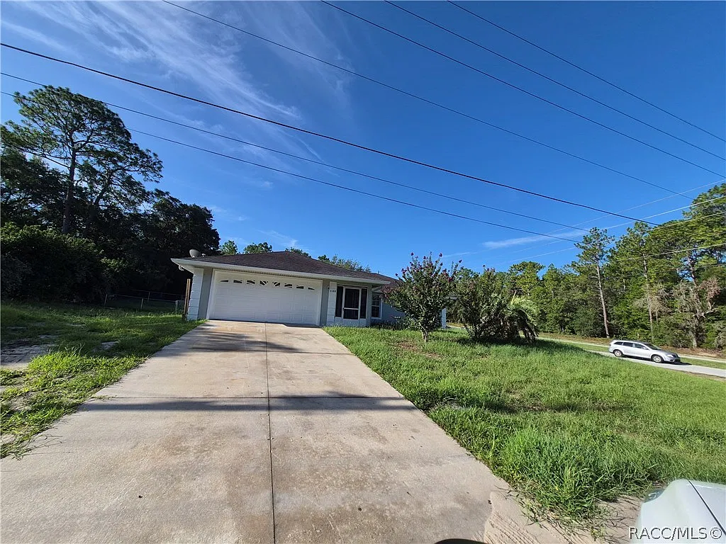 3 bed, 1365 sqft, $1,499 — Photo 3