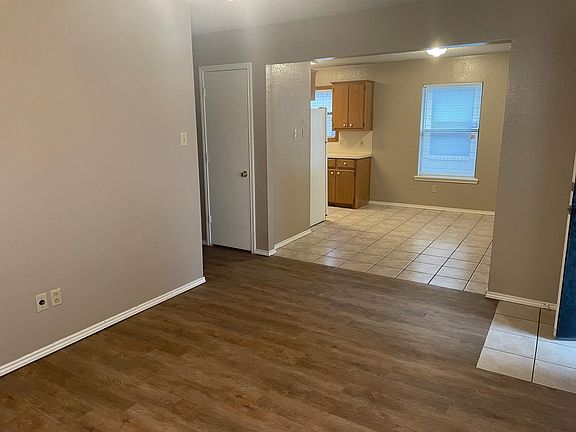4th image of 8612 Avenue V