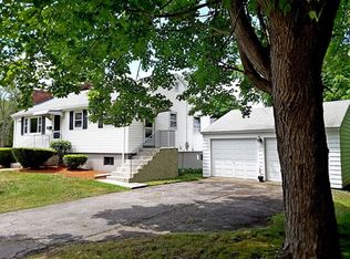 170 Pleasant St, Reading, MA 01867