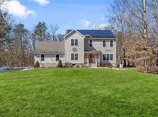 94 Manor Rd, Red Hook, NY 12571