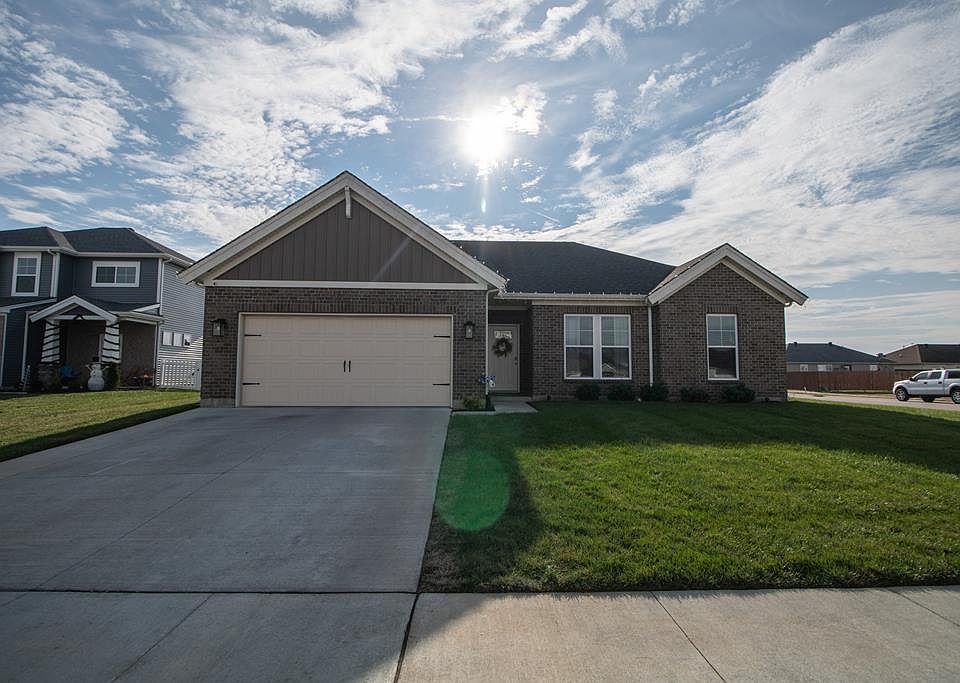1st image of 4680 Breeze Ct E