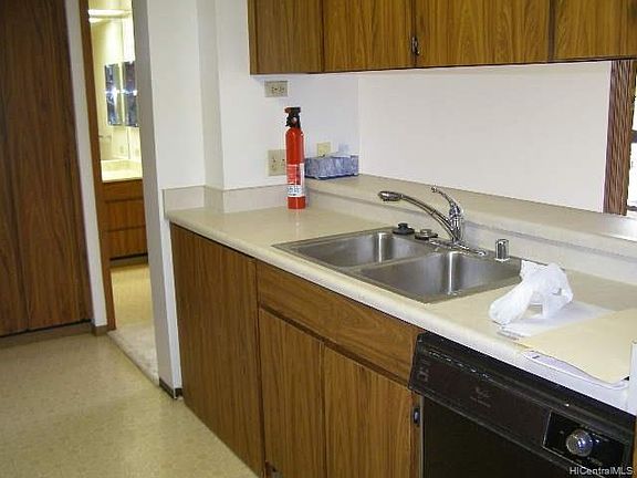 5th image of 5090 Likini St APT 704