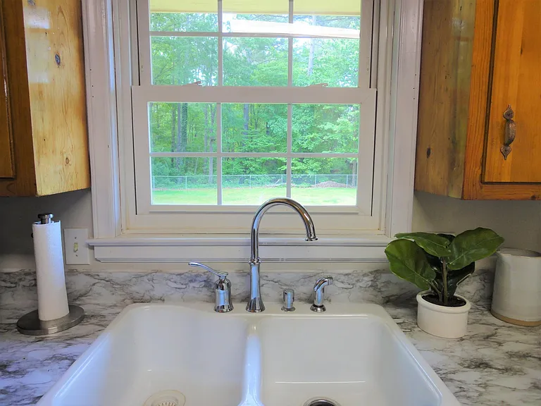 4606 Willa Way — Photo 15