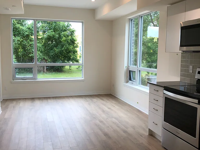 650 Atwater Ave #38 — Photo 2