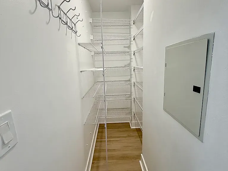 770 Anderson Ave #14C — Photo 18