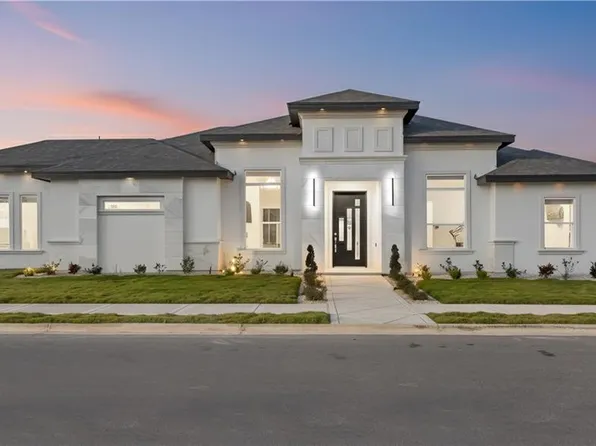 1716 Trophy Dr, Edinburg, TX 78542