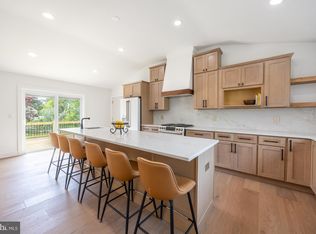 48 Mountain View Rd, Ewing, NJ 08628