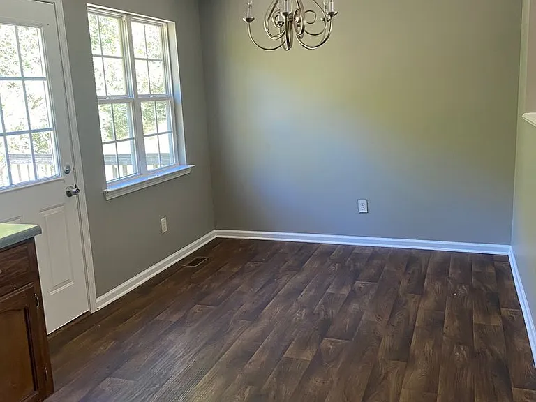1594 Wilderness Ln — Photo 4