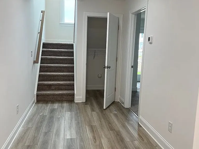 9221 Walnut Hill Rd — Photo 3