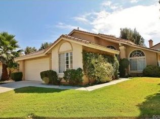 7875 Valencia Ct, Highland, CA 92346