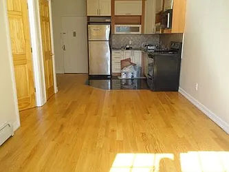 Rented by Urban Realty NYC