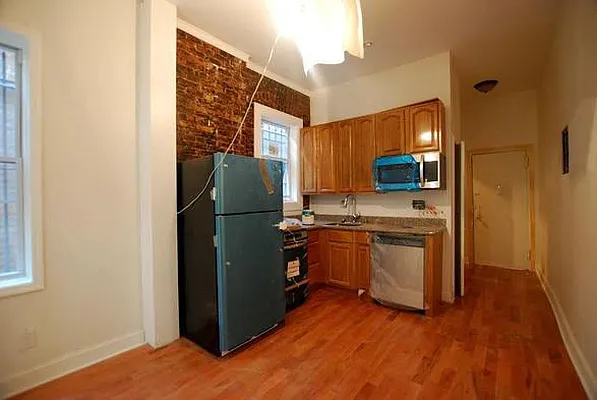 Rented by U2Apartment LLC | media 6