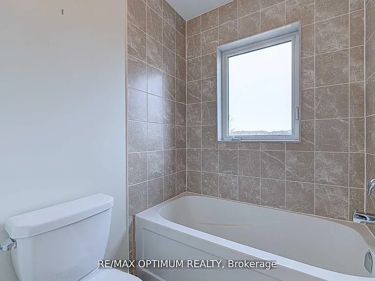 11 Autumnwood Ave #6 — Photo 12