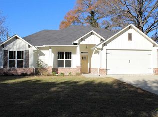 1201 Foxglove Cir, Tyler, TX 75703