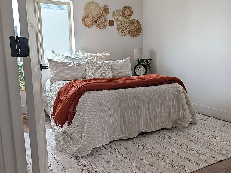 Juniper Commons — Photo 3